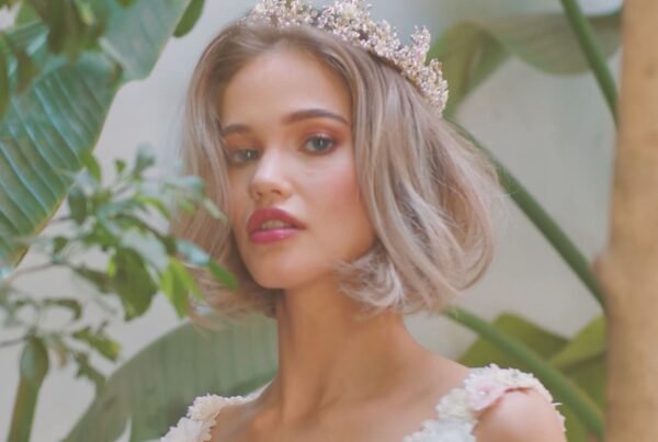 Poirier bruidsjurk met Isha van Dijk, vastgelegd door 709FILMS.