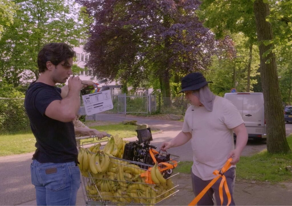 Speels leren: Een krachtig beeld uit de documentaire | 709FILMS Speels leren in beeld uit de documentaire Leren Spelen of Spelend Leren door 709FILMS